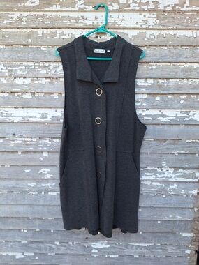 Habitat Dark Charcoal Gray Sleeveless Button Front Sweater Vest